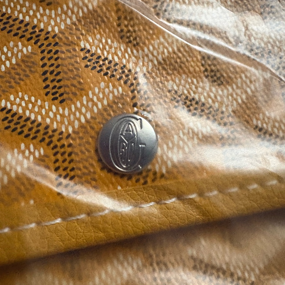 GoGo Reversible Tote - Picture 8 of 11